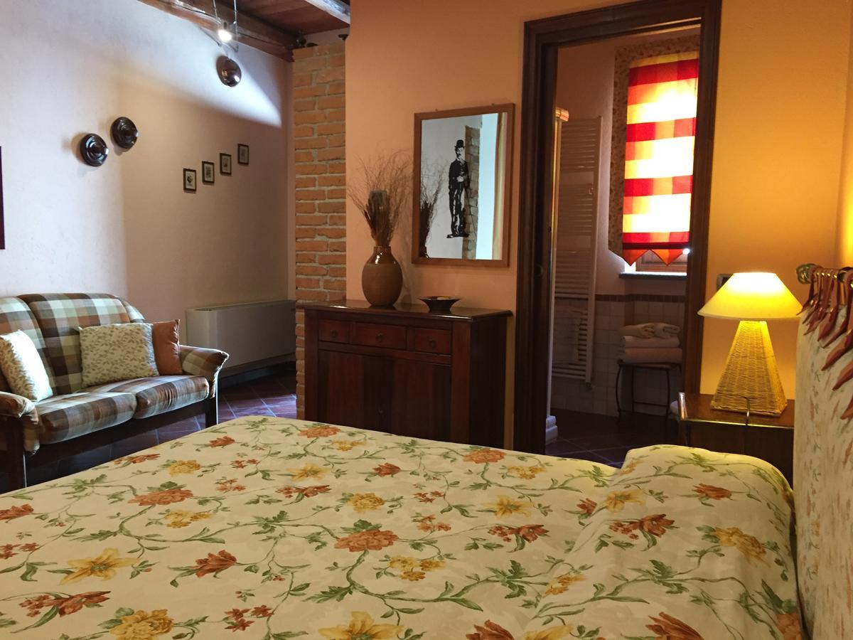 Bed and Breakfast Cascina Baresane Alba  Exterior foto